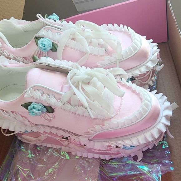 Sugar Thrillz Dolls Kill ‘Just Deserts’ Cake Shoes Sneakers Bag Purse SET NEW 9 - Picture 12 of 14